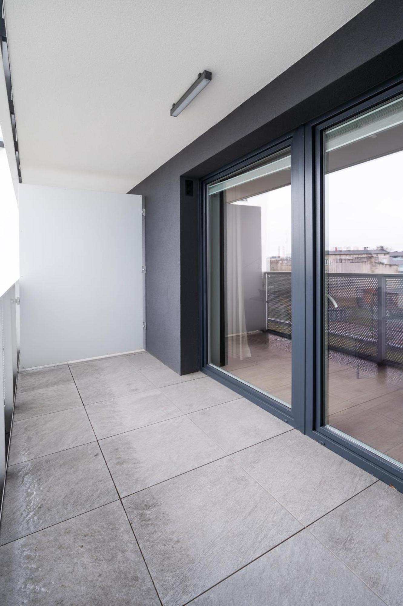Manufaktura Residence - Apartamenty Prestiz Z Garazem Podziemnym I Dwoma Lazienkami Łódź Dış mekan fotoğraf