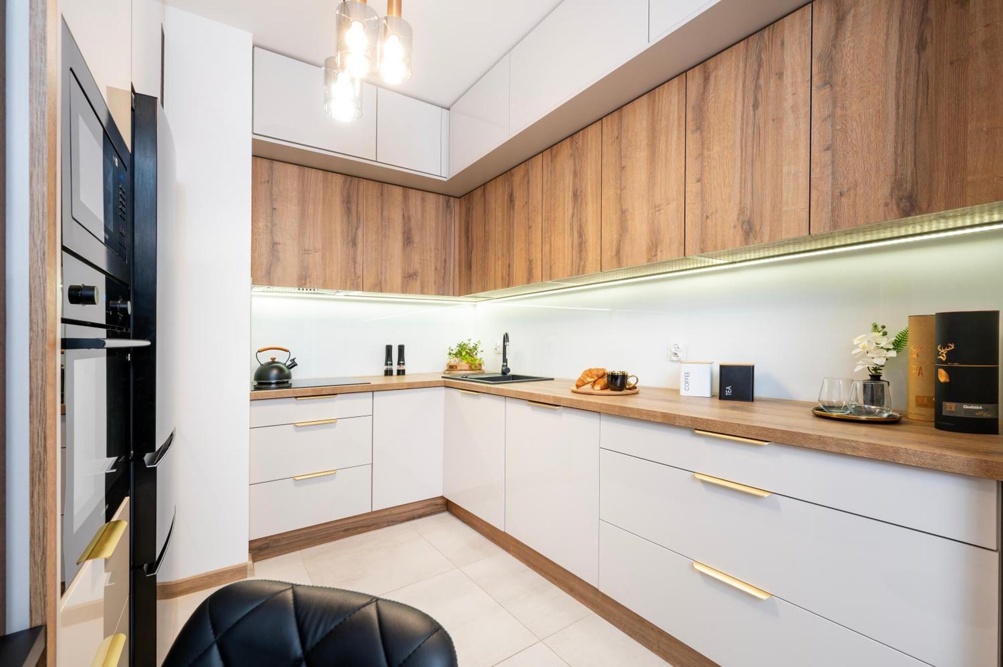 Manufaktura Residence - Apartamenty Prestiz Z Garazem Podziemnym I Dwoma Lazienkami Łódź Dış mekan fotoğraf