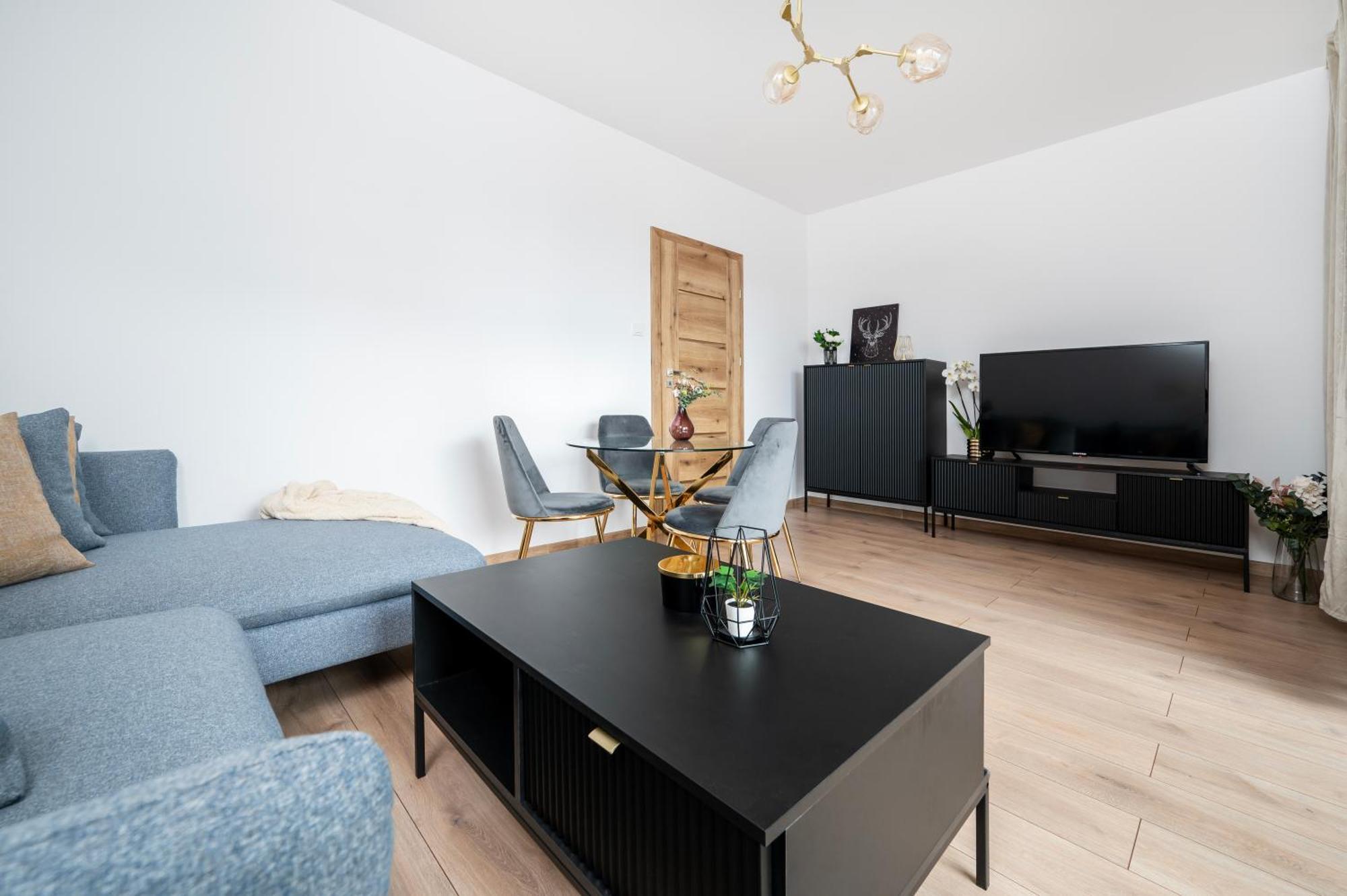 Manufaktura Residence - Apartamenty Prestiz Z Garazem Podziemnym I Dwoma Lazienkami Łódź Dış mekan fotoğraf