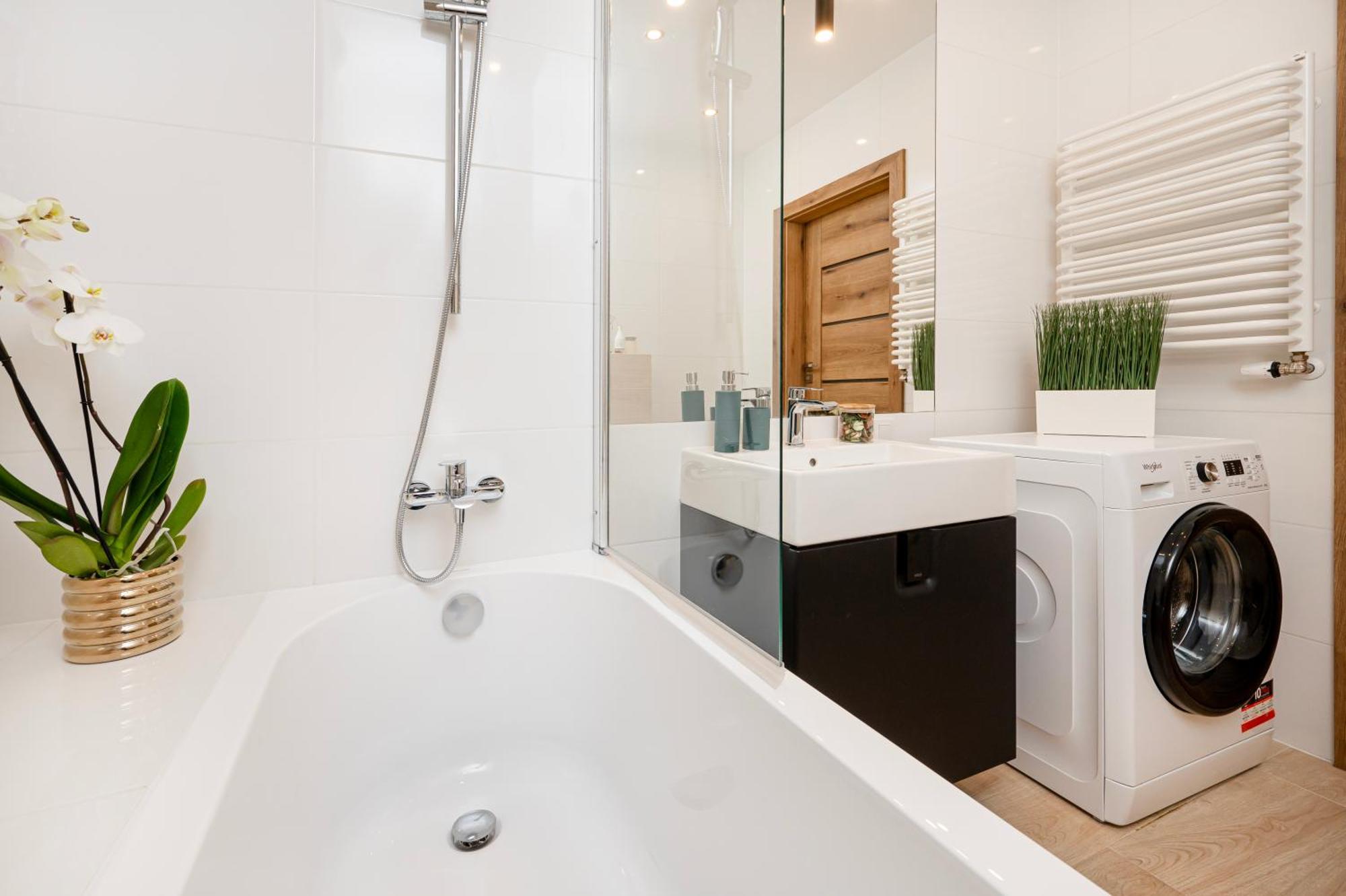 Manufaktura Residence - Apartamenty Prestiz Z Garazem Podziemnym I Dwoma Lazienkami Łódź Dış mekan fotoğraf