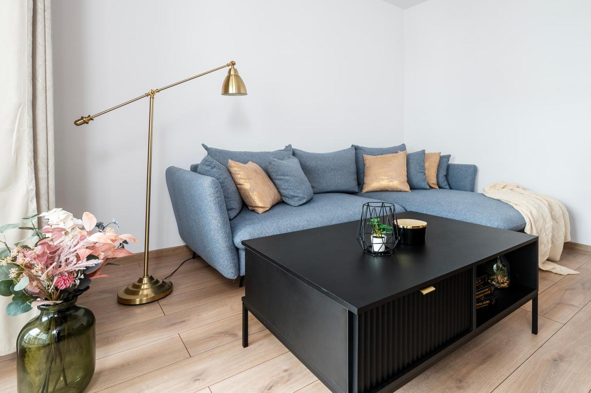 Manufaktura Residence - Apartamenty Prestiz Z Garazem Podziemnym I Dwoma Lazienkami Łódź Dış mekan fotoğraf