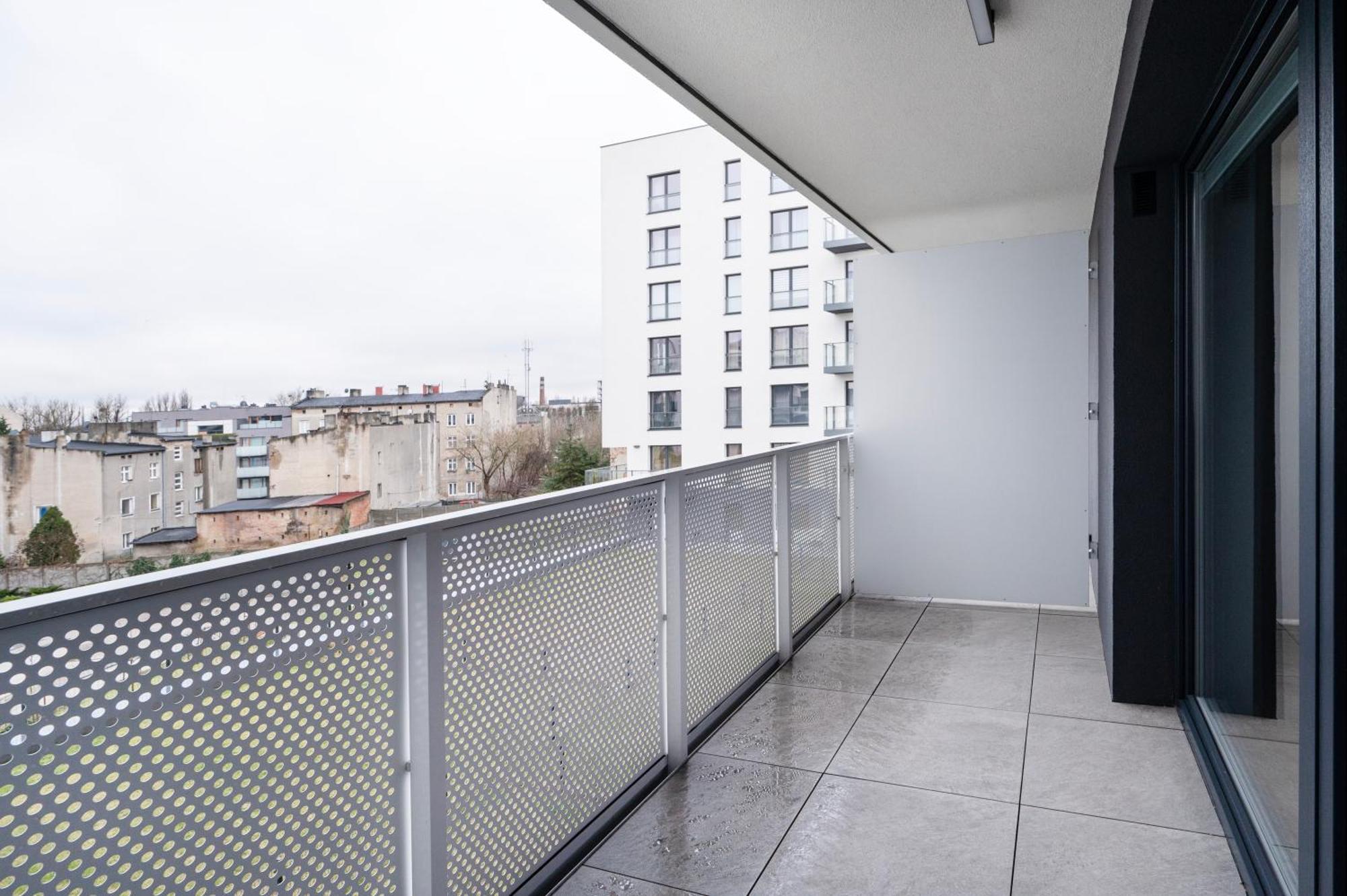 Manufaktura Residence - Apartamenty Prestiz Z Garazem Podziemnym I Dwoma Lazienkami Łódź Dış mekan fotoğraf